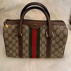 Gucci medium size barrel bag, original owner